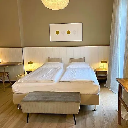 Markus Sittikus 4*